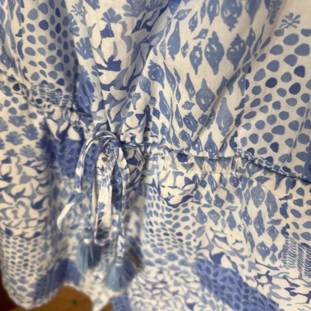Vineyard Vines Blue and White Patterned romper size XS - Picture 5 of 6